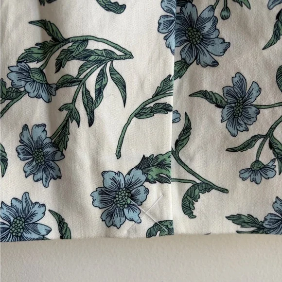 J. Crew Floral Cotton Pencil Skirt Size 8 - Picture 3 of 7